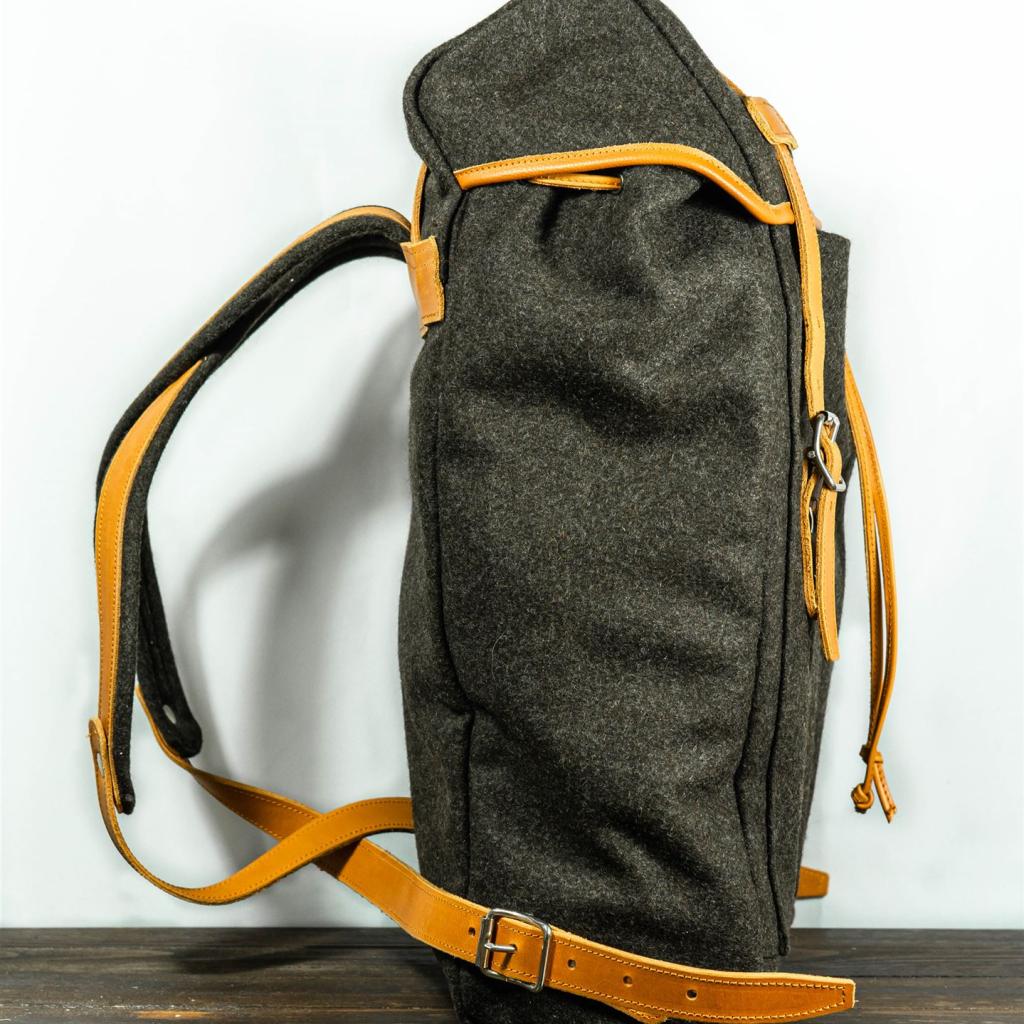 Lodenrucksack braun